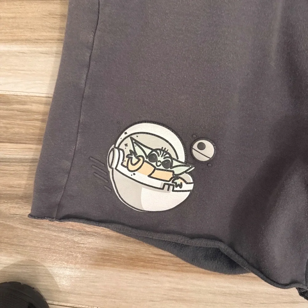 Star Wars Spirit Jersey Grogu Baby Yoda Charcoal Gray Fleece Shorts Mens Small